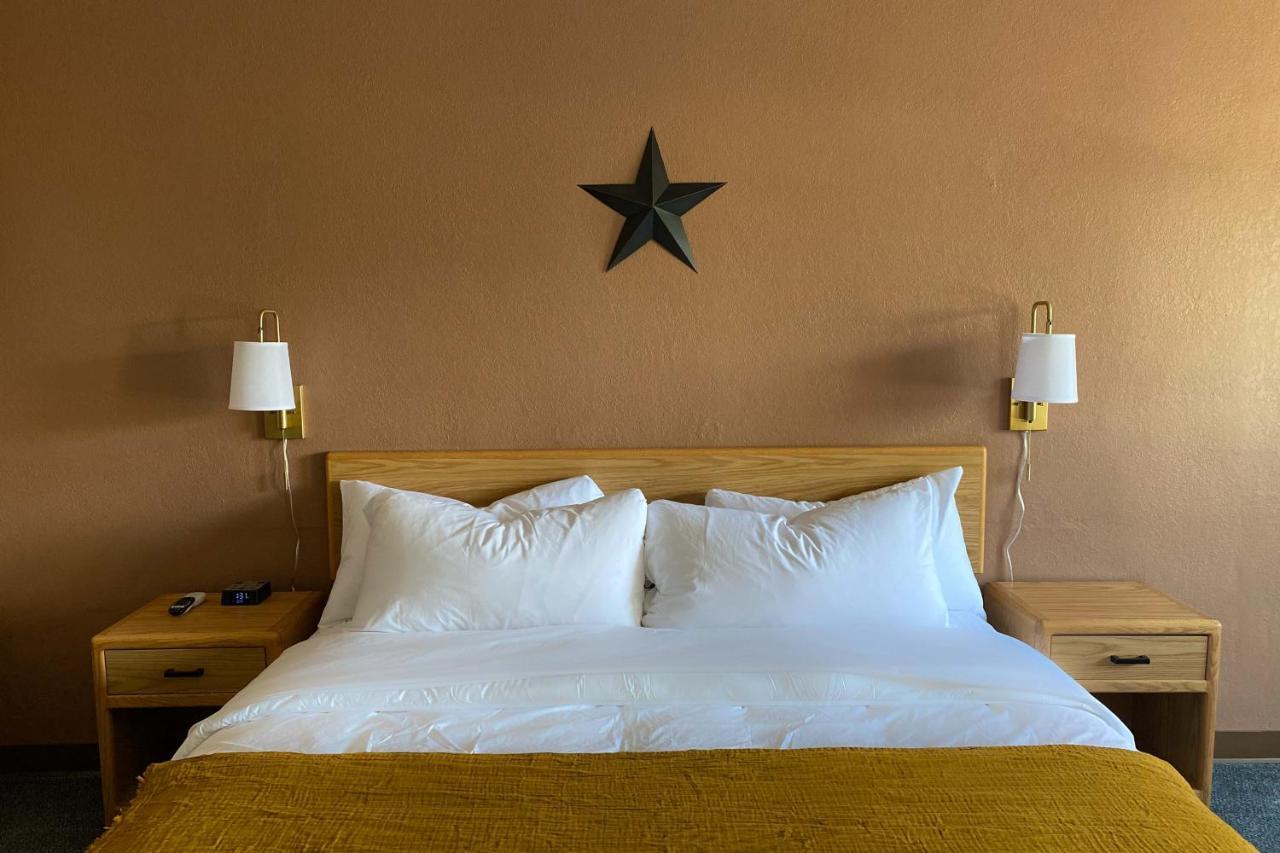 The Benson Motel - Benson, Mn - Us-12 Hwy エクステリア 写真
