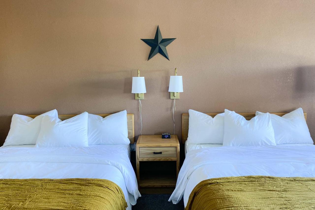The Benson Motel - Benson, Mn - Us-12 Hwy エクステリア 写真